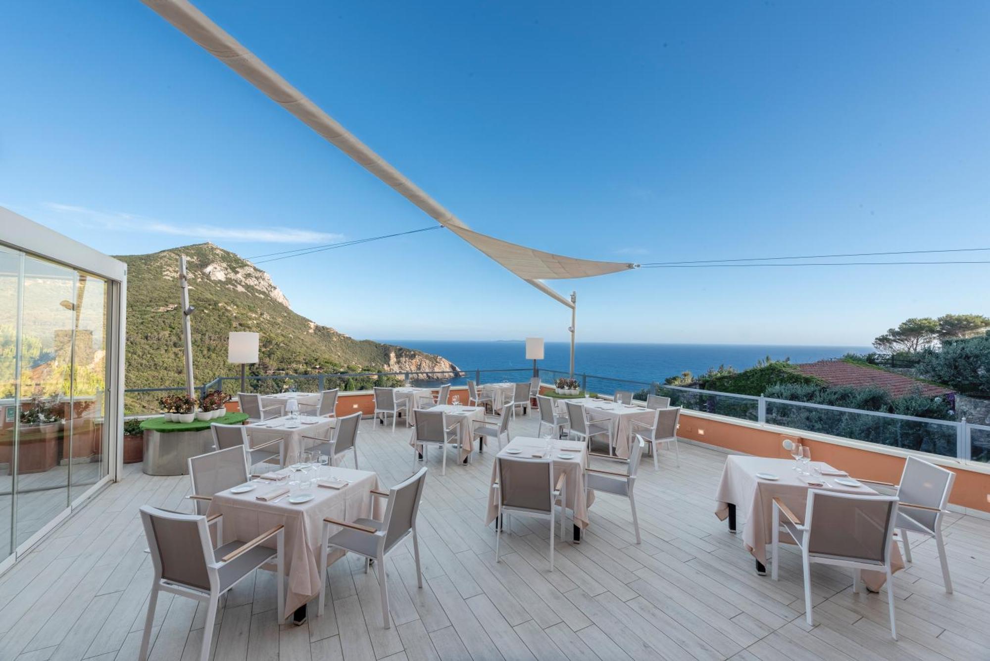 Boutique Hotel Torre Di Cala Piccola Porto Santo Stefano  Exteriör bild