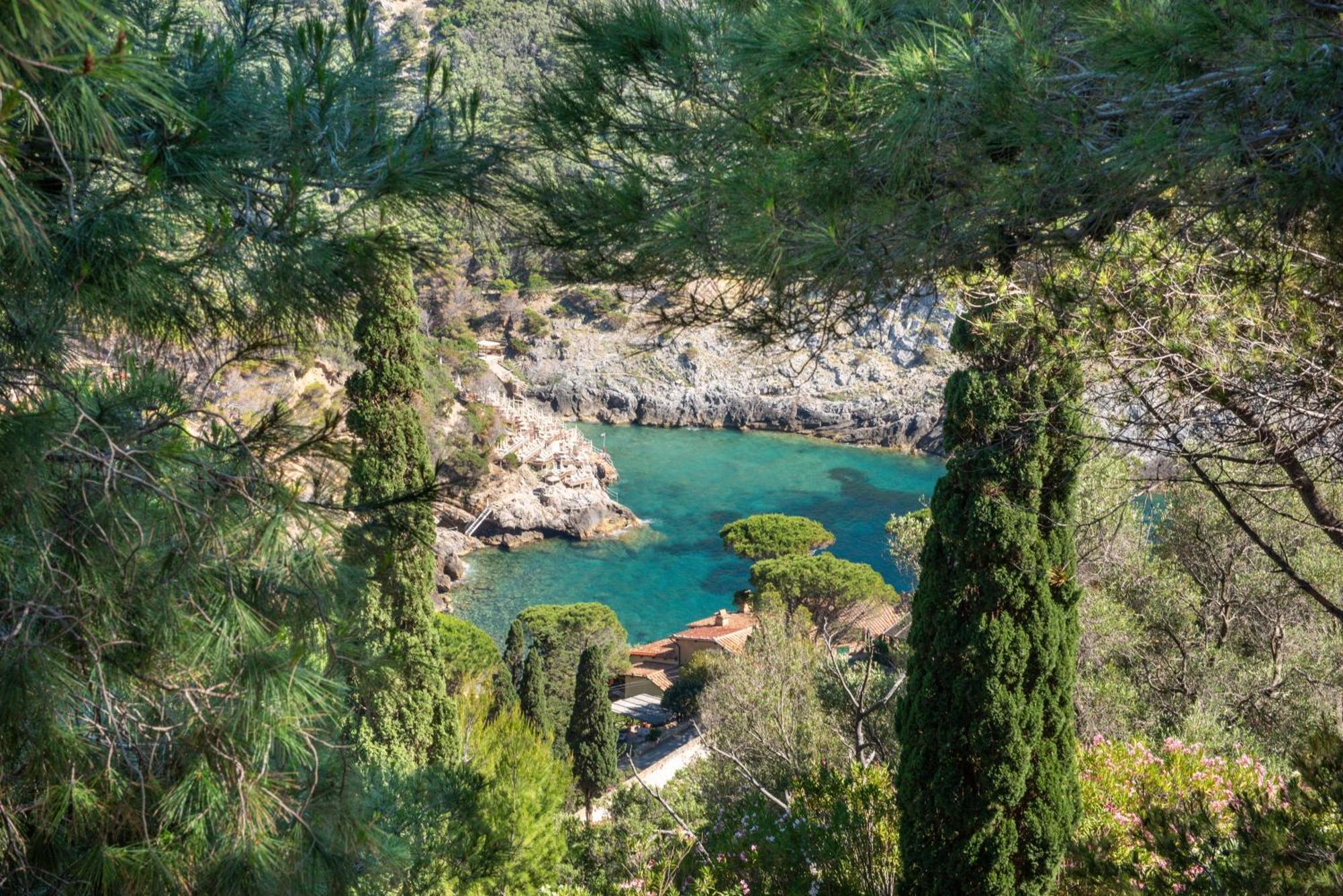 Boutique Hotel Torre Di Cala Piccola Porto Santo Stefano  Exteriör bild